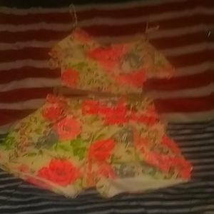 Floral shorts set